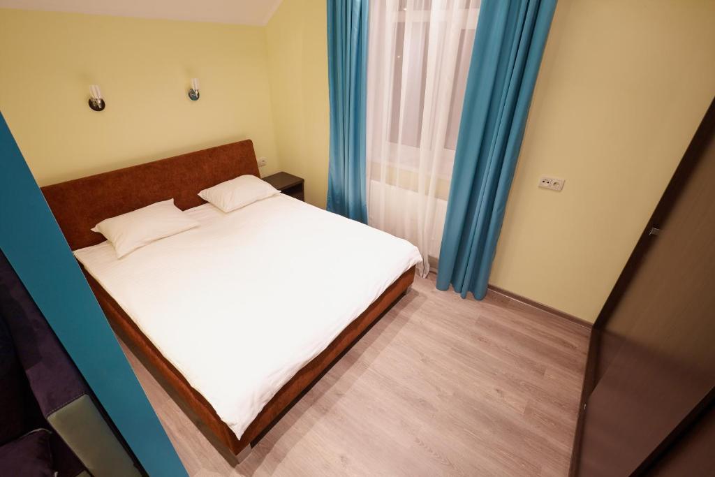 Apartment Fedkovycha Lviv Room photo